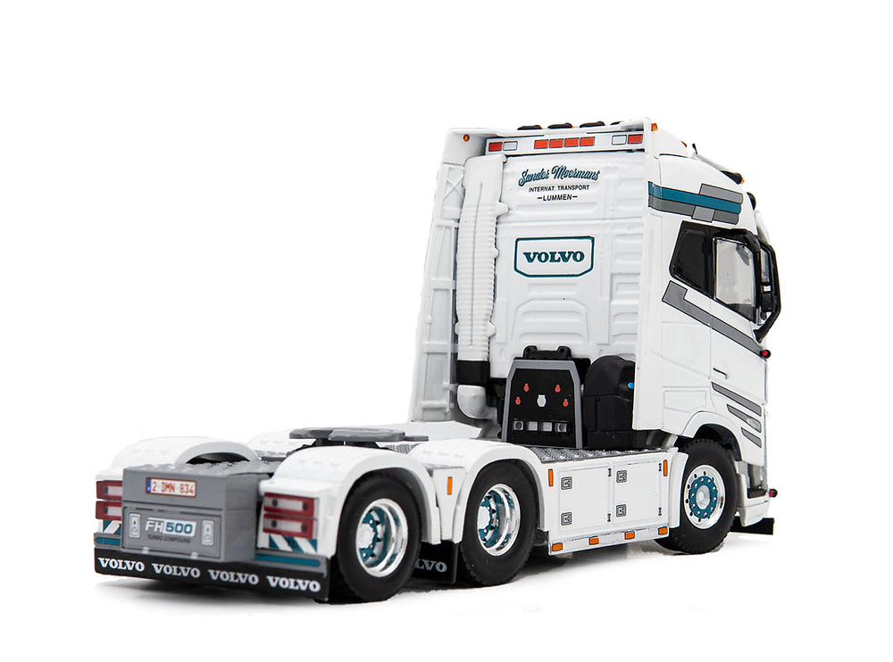 Volvo Fh5 Globetrotter Xl 6X2 Lutra Wsi Models 01-4611 scale 1/50 