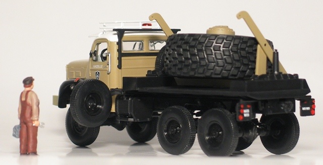 Berliet GBC Porte-roue 6X6 -1959 - Norev 690006 escala 1/43 