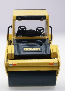 Bomag BW 202 AD4 Compactadora 1/50 