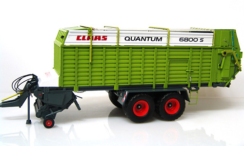 CLAAS Quantum 6800S remolque autocargador Universal Hobbies 1/32 