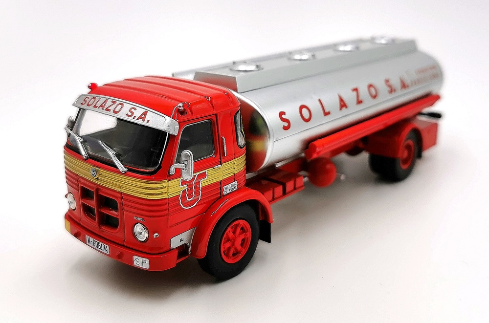 Camión Pegaso 1065 L Europa, Transportes Solazo 1967 - Salvat - escala 1/43 