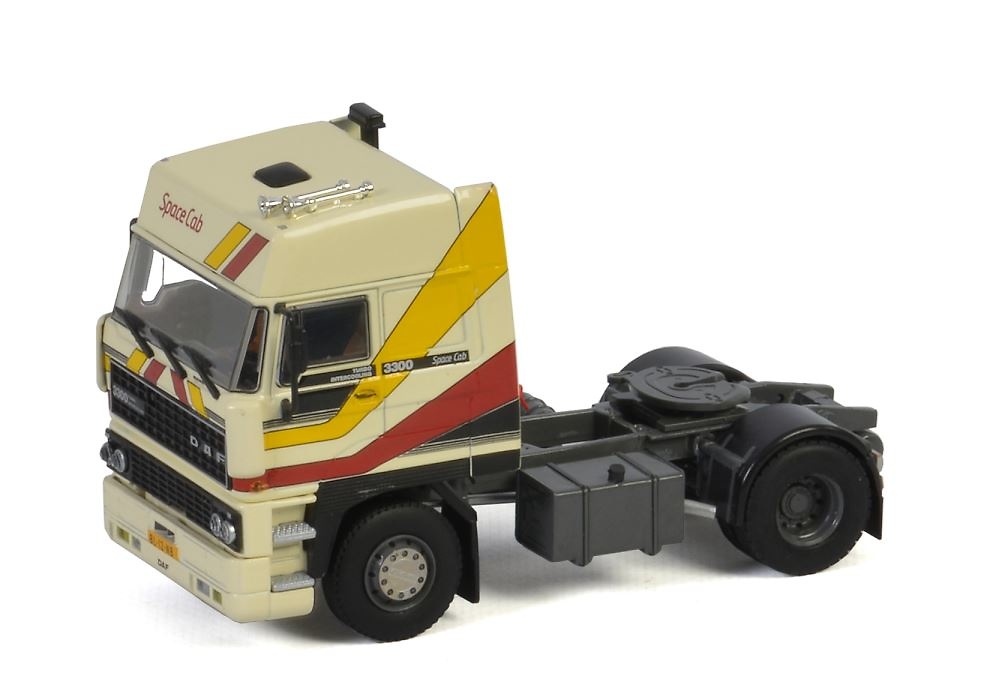 Miniatura camion DAF 3300 Space Cab Wsi Models 2116 