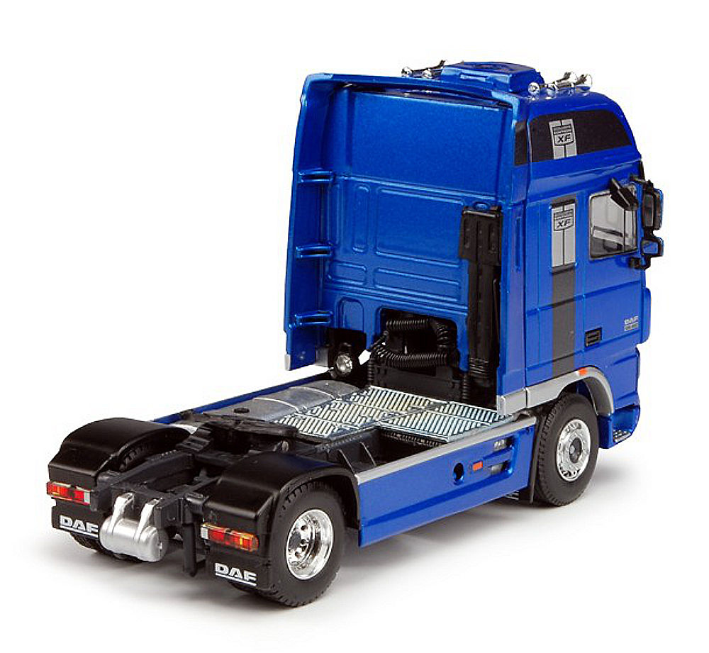 63903 tekno daf xf escala 1/50 