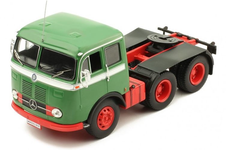 Camion Mercedes Benz LPS 333 - verde - Ixo Models 1/43 