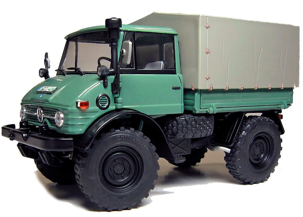 Camion Unimog 406 (U84) cabina cerrada Weise Toys 1012 escala 1/32 