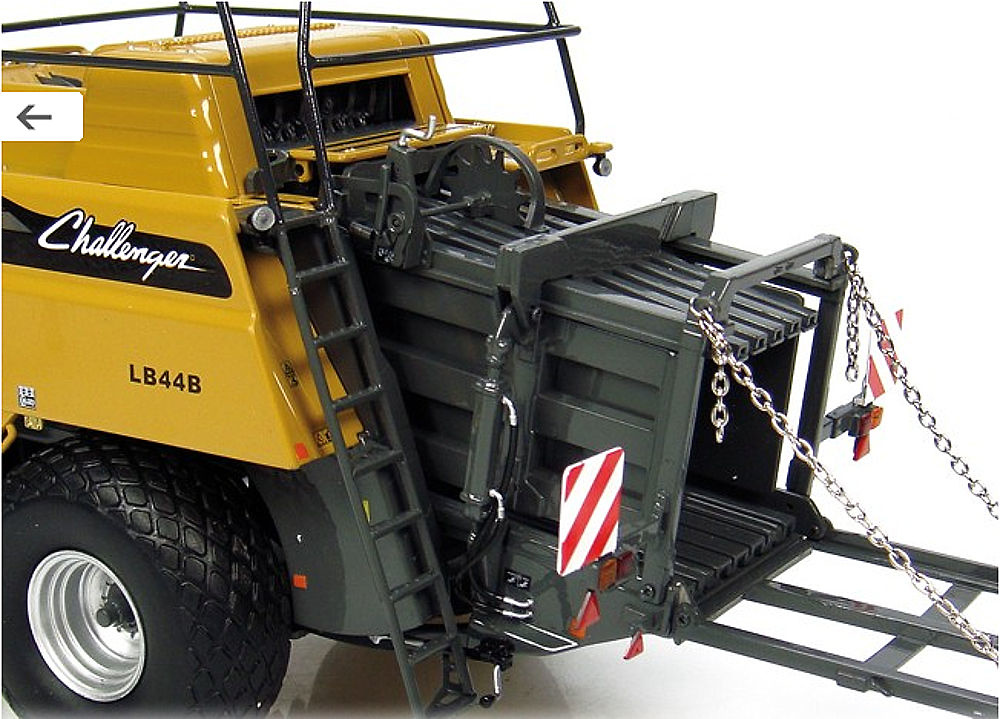 Challenger LB44B Baler Universal Hobbies 2972 escala 1/32 