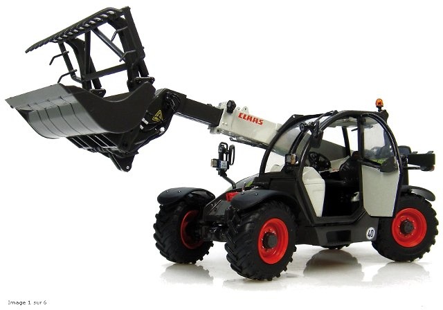 Claas Scorpion 6030, Universal Hobbies 1/32 2877 