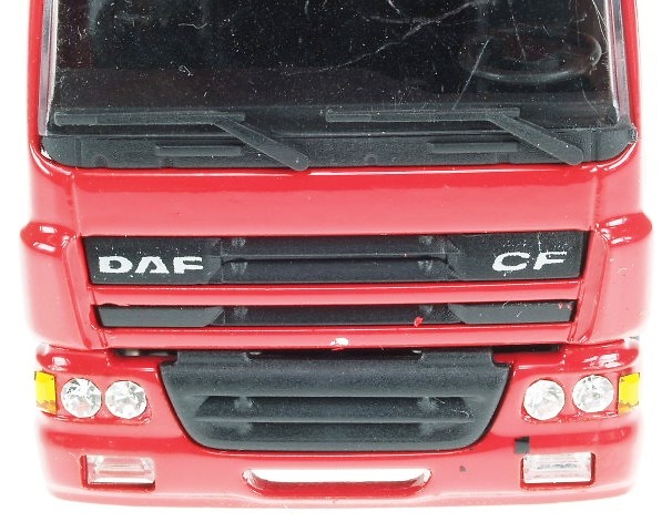 DAF 75CF Camion Caja cerrada Rojo Liontoys 1/50 