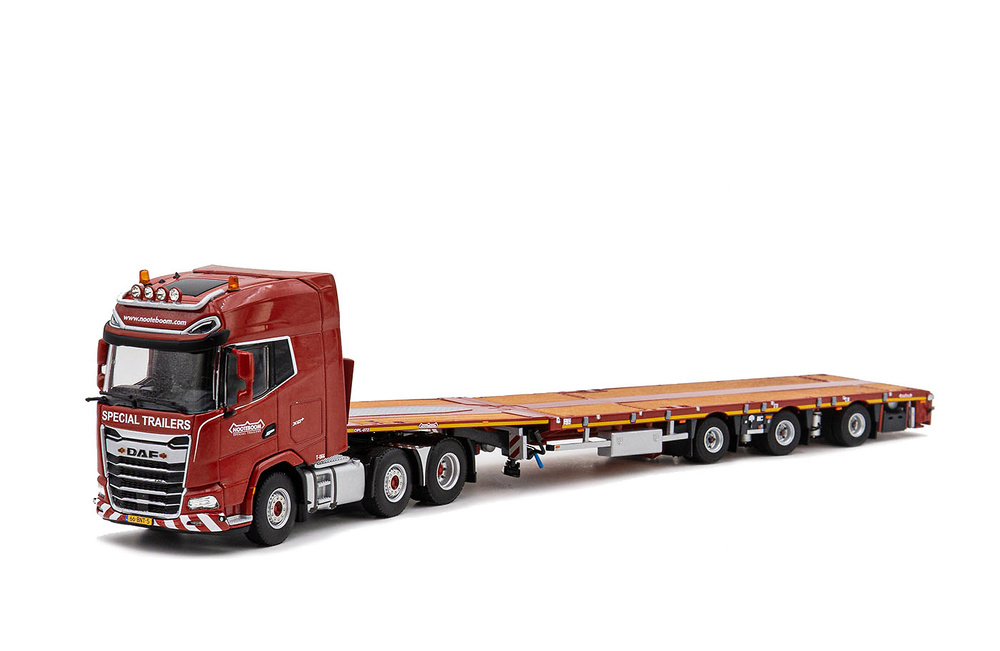 DAF XG+ con Nooteboom mega trailer Wsi Models 607.33.73 escala 1/50 