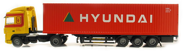 Daf XF 95 SC Porta Contenedor Hyundai LionToys 1:50 