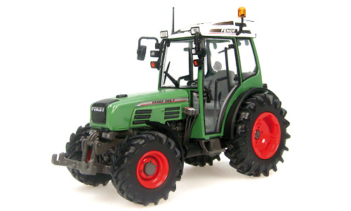 FENDT 209 F, 1:32, Universal Hobbies 