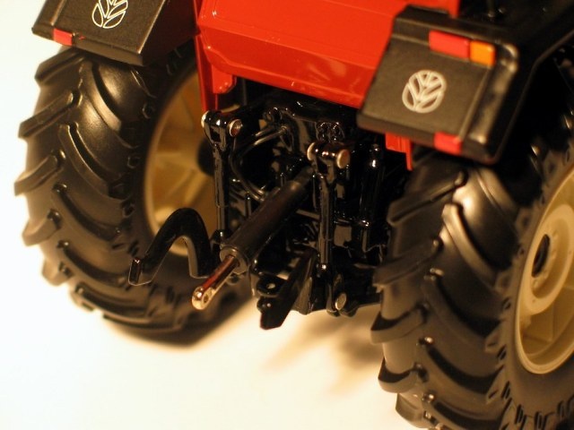 FIAT DT 180-90 Tractor Ros 1/32 