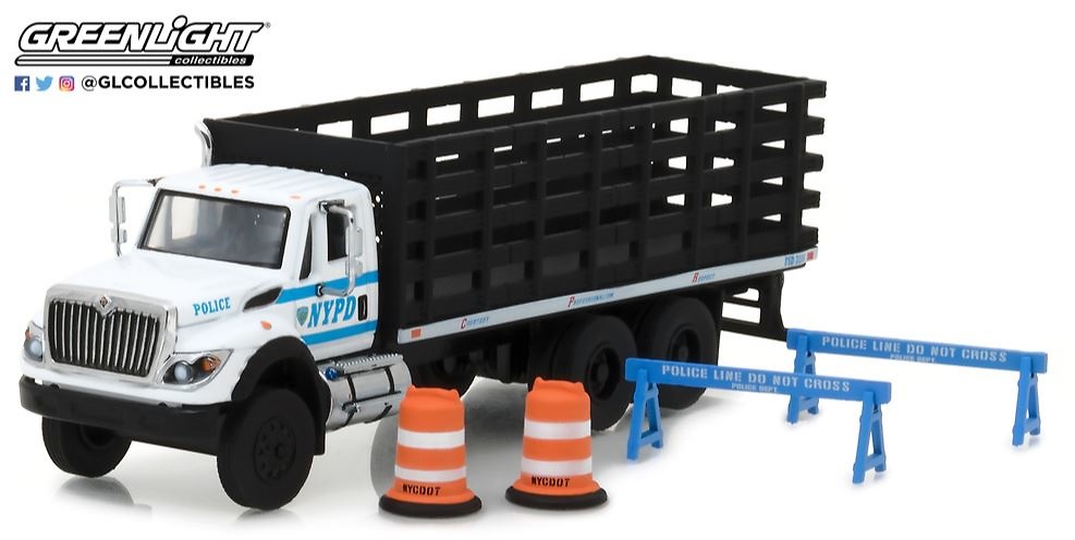 International WorkStar - Policía de Nueva York con accesorios seguridad Greenlight 45030b 