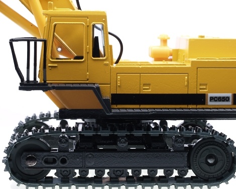 KOMATSU PC650 Pala Cargadora MM 1/50 