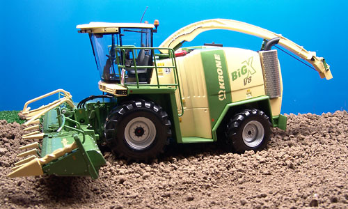KRONE Big X Picadora Universal Hobbies 1/32 
