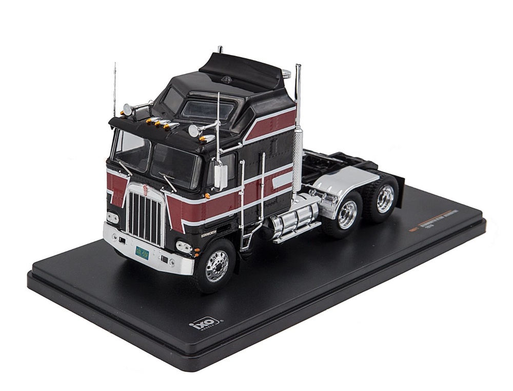 Miniatura camion Kenworth K100 Aerodyne - Ixo Models Tr071 escala 1/43 