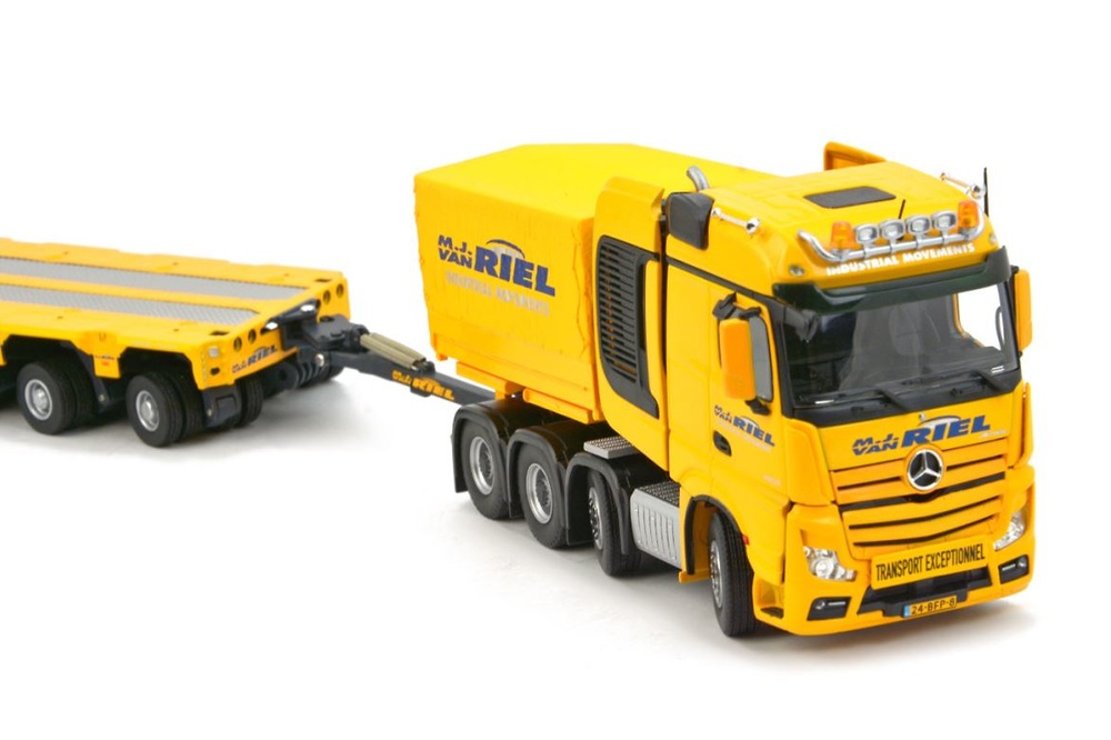 MB Actros BigSpace 8x4 + ballast box + Kamag K25 2x6 Van Riel Imc Models 0107 