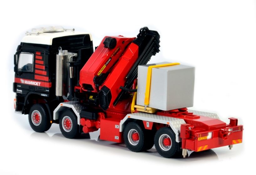 MB Actros MP3 + Palfinger PK 150002 Mammoet 410266 Wsi Models escala 1/50 
