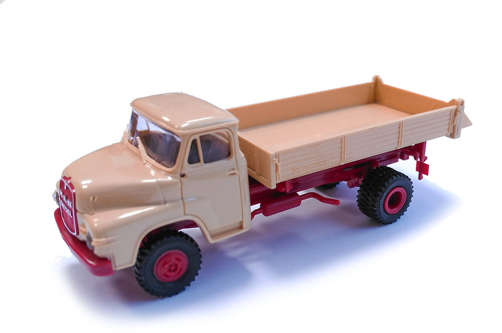 Man 650 HA Meiller-Kipper Brekina 45050 escala 1/87 