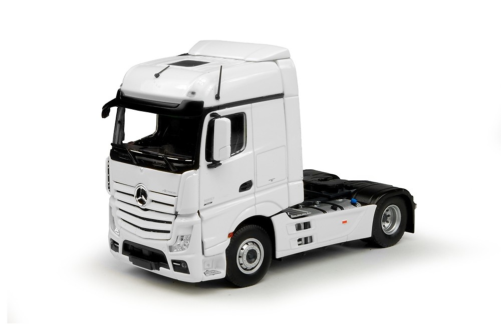 Mercedes-Benz-Actros-bigspace-Tekno-68052 