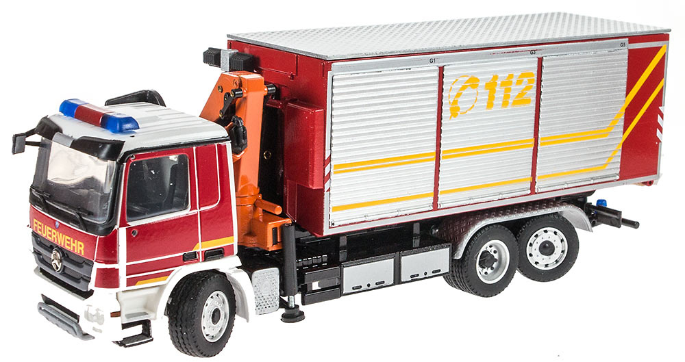 Bomberos Mercedes Benz WLF con contendor y grua Conrad Modelle 72184 escala 1/50 