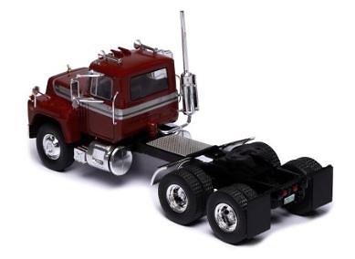 Miniatura Mack R-Series 1966 Models tr212.22 escala 1/43 