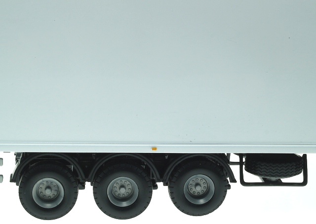Remolque Trailer Caja Cerrada Blanca Liontoys 1/50 