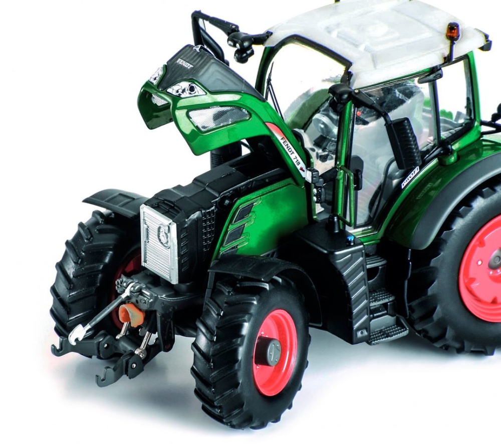 Tractor Fendt 718 Vario Ros Agritec 30185 escala 1/32 