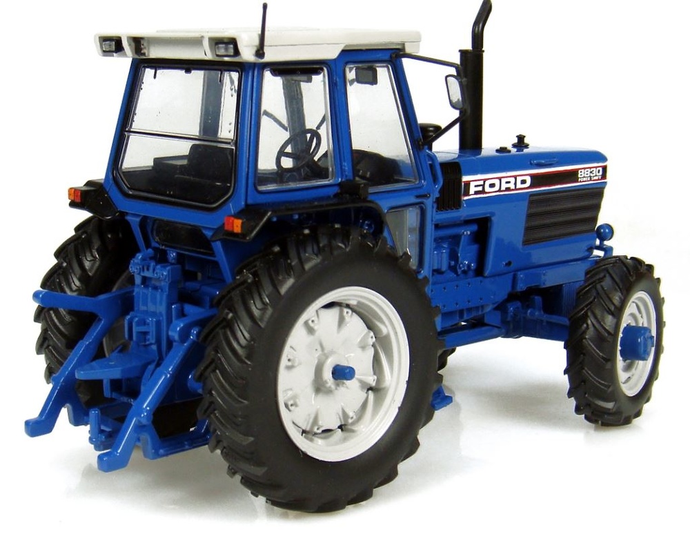 Tractor Ford 8830 power shift Universal Hobbies 4030 escala 1/32 