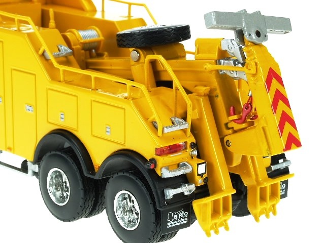 VOLVO NH12 Grua Liontoys 1/50 