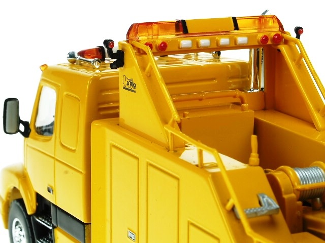VOLVO NH12 Grua Liontoys 1/50 