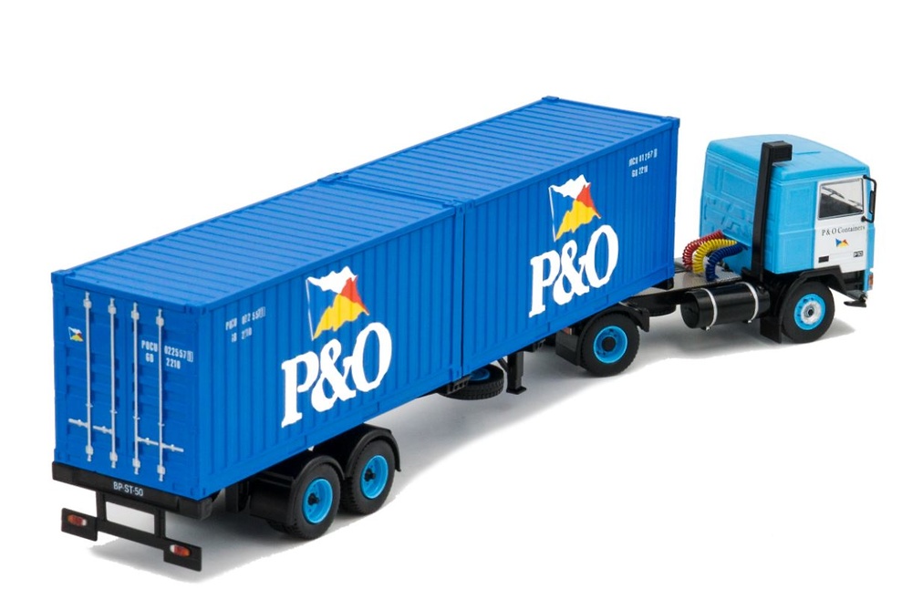 Volvo F10 + Contenedores P&O - Ixo Models 1/43 