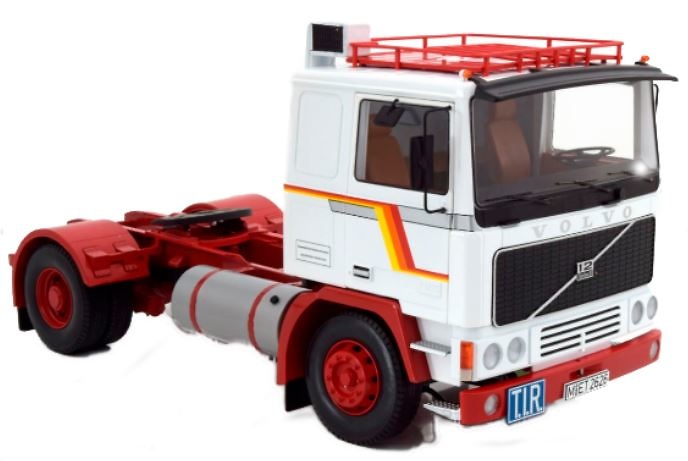 Volvo F12 1977 Road Kings escala 1/18 