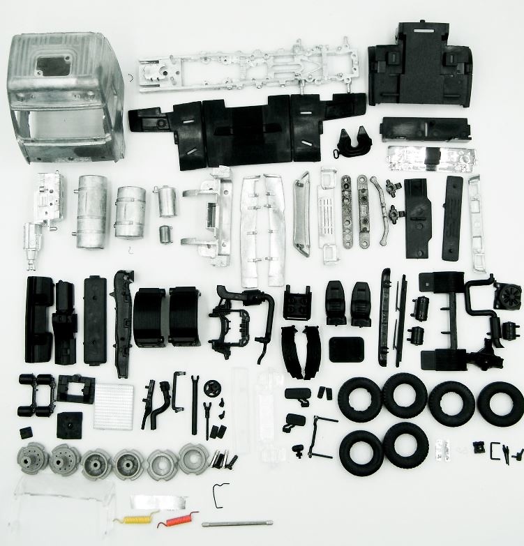 kit para montar Volvo FH01 Globetrotter 4x2 Tekno 83170 escala 1/50 