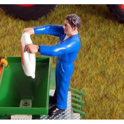 Figura Landwirt entleert einen Sack Agri Collectables ADF 32104 Masstab 1/32 