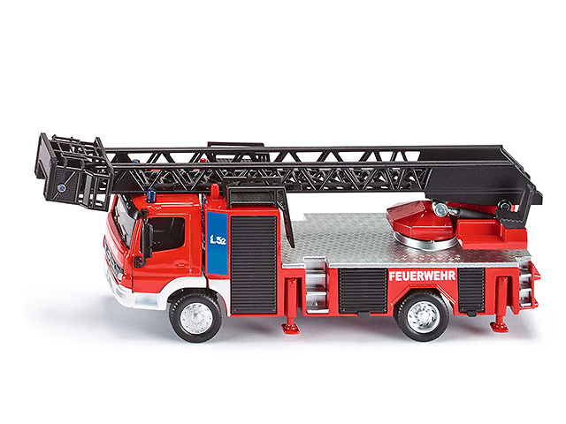 Mercedes-Atego Feuerwehrdrehleiter Siku 2106 Masstab 1/50 