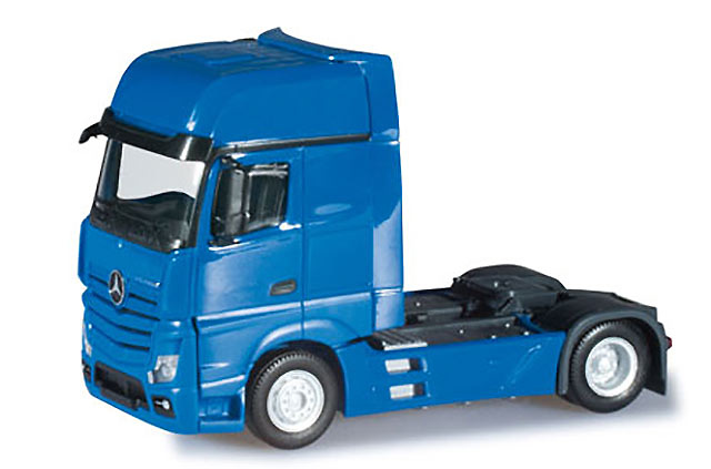Nuevo Actros Mercedes Benz Camión Remolque 1//87 Escala Blanco Modelo Plástico