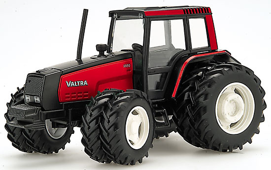 VALTRA 6850 Traktor 8 Räder Joal 179 Masstab 1/35 