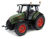 Traktor Hürlimann XM 120 Universal Hobbies 4227 Masstab 1/32